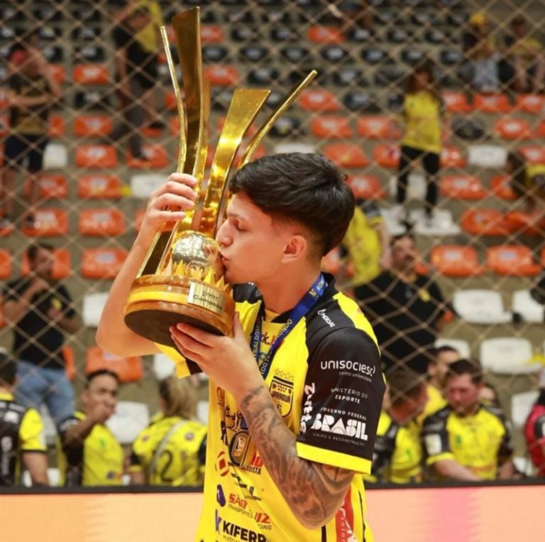 Tem lageano no time do Jaraguá, pentacampeão da Liga Nacional de Futsal