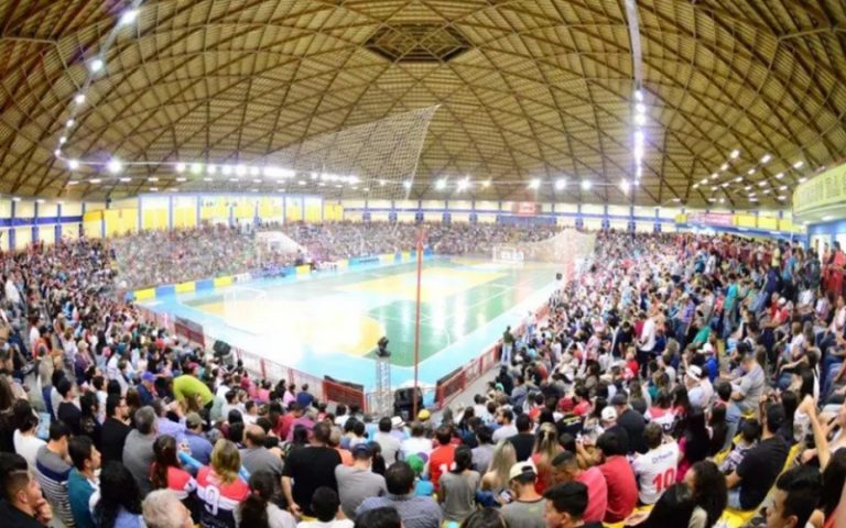 A bola rola na 3ª Taça Lages de Futsal