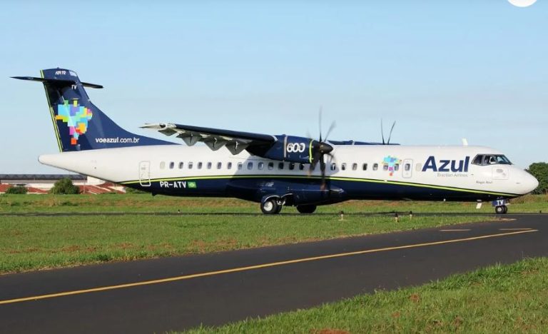 Azul deixa de voar em SC para voar no PR