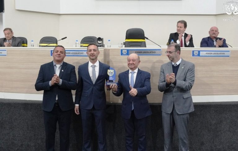 Sessão Solene na Câmara pelas “Bodas de Ouro” do Martendal