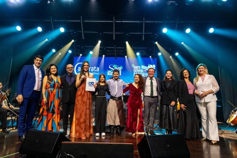 Serra escolhe representantes para final do “SANTA CATARINA CANTA”