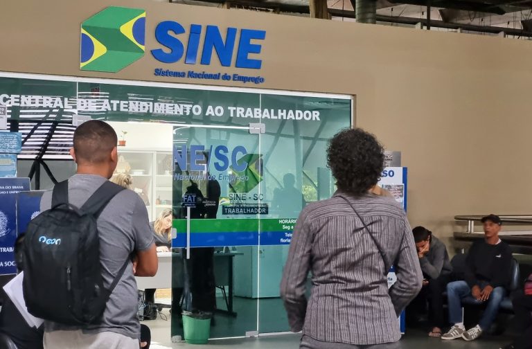 Feirão de Empregos do Sine oferece mais de mil vagas na Grande Florianópolis