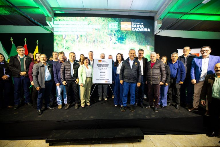 Estrada Boa: governador inaugura obra da SC-465 entre Macieira e Arroio Trinta