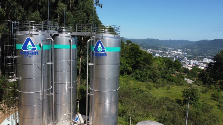 Casan inicia cronogramas de limpeza em reservatórios de Rio do Sul
