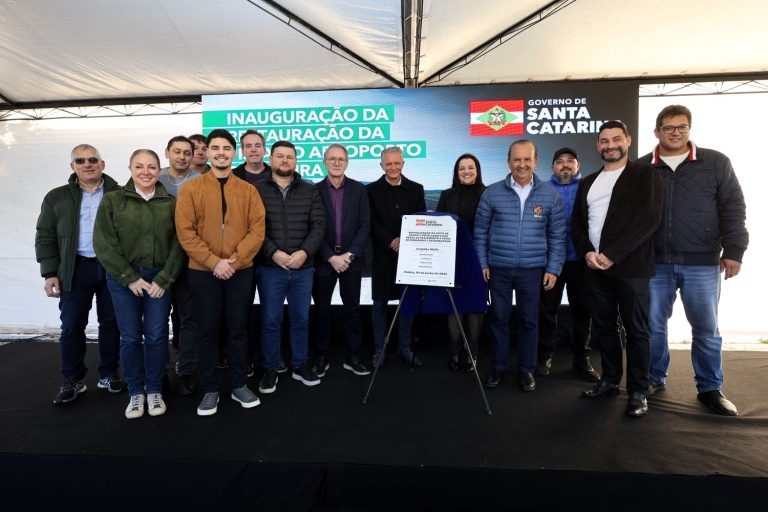 Governador inaugura obras de revitalização do Aeroporto de Videira e autoriza compra de estação meteorológica