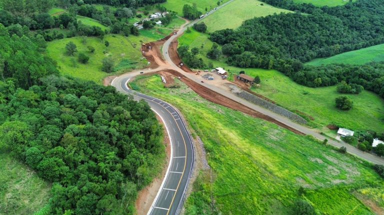 Estrada Boa: obras na SC-492 entram na reta final entre Romelândia e São Miguel da Boa Vista 